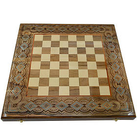 Шахова дошка. 50х50 см. Інкрустація міддю й бісером
