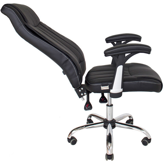 Наклонній варіант крісла Фабіо Річман в чорному шкірзамі