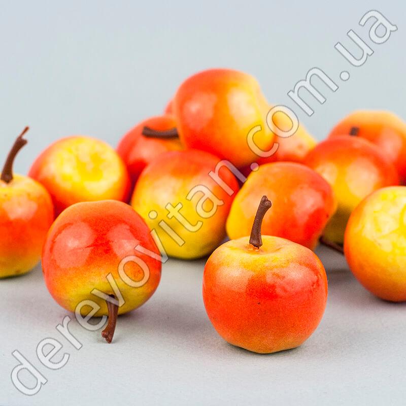 Декоративні яблука, червоно-жовті, 2.5×3.5 см, 20 шт.