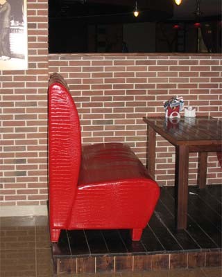 Дивани, диванчики, для всіх типів кафе