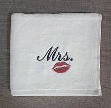 Рушник з вишивкою "Mrs "