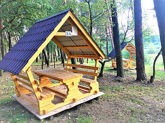 Деревянные беседки на базе отдыха в Ровенской области 1