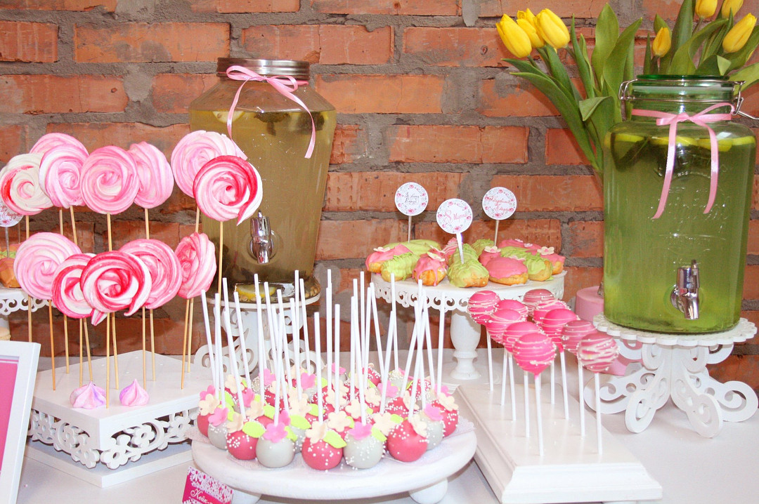 CANDY BAR НА 8 МАРА 