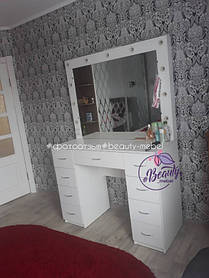 Гримерный стол для домашнего использования в город Киев 5