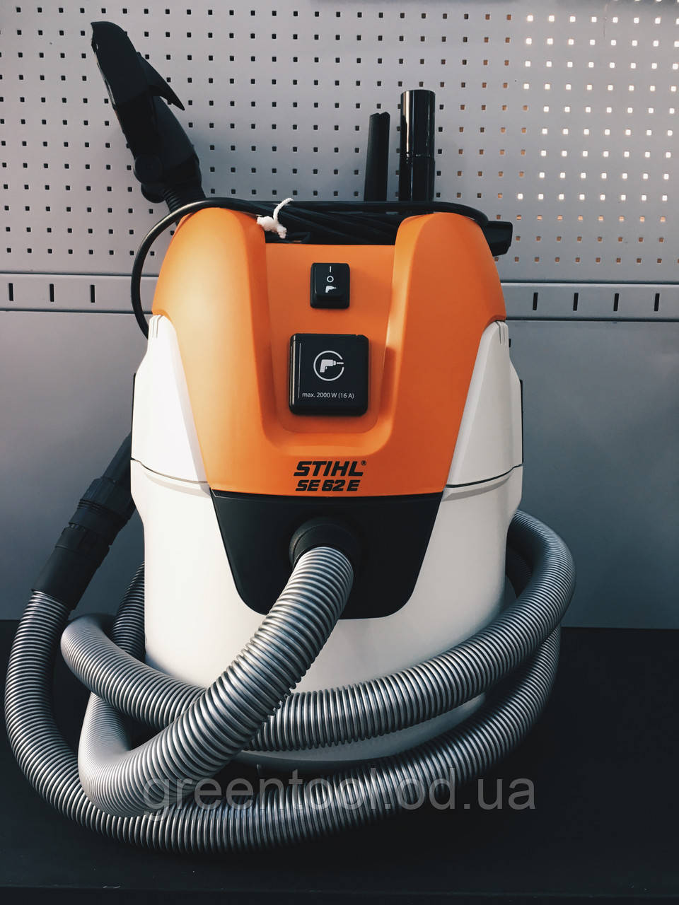 Пилосос для сухого та вологого прибирання STIHL SE 62 E