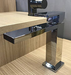 Дизайн змішувач для умивальника Bugnatese Tetris 9113