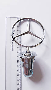 Емблема приціл Mercedes-Benz 124 штатна