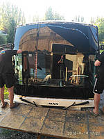 Изготовление и замена лобового стекла на автобус MAN 18.420 HOCL (S 2000)  в Никополе (Украина). 16