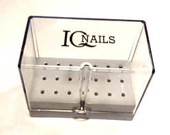 Футляр на 21 насадок.