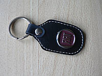 Брелок d продолговатый Fiat 97мм 8г кожезаменитель коричневый эмблема Фиат на авто ключи Уценка №1