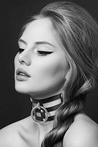 Чокер потрійний з металевим кільцем Bijoux Pour Toi - FETISH потрійний