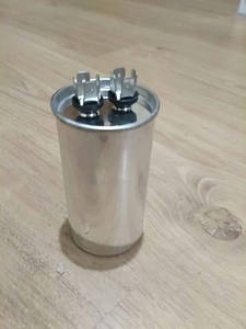 Конденсатор металевий 450 V, 60 mF