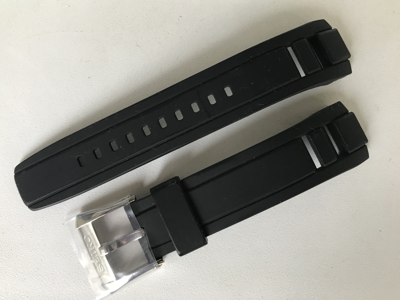 Ремінь каучуковий Seiko Velatura 22 mm ОРИГИНАЛ