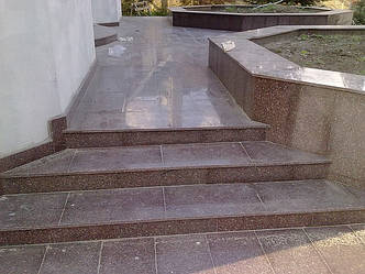 Виробництво ступенів гранітних в Україні