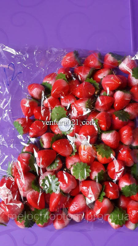 Декоративные фрукты "Клубника с белым бочком" - фото 1 - id-p64708599
