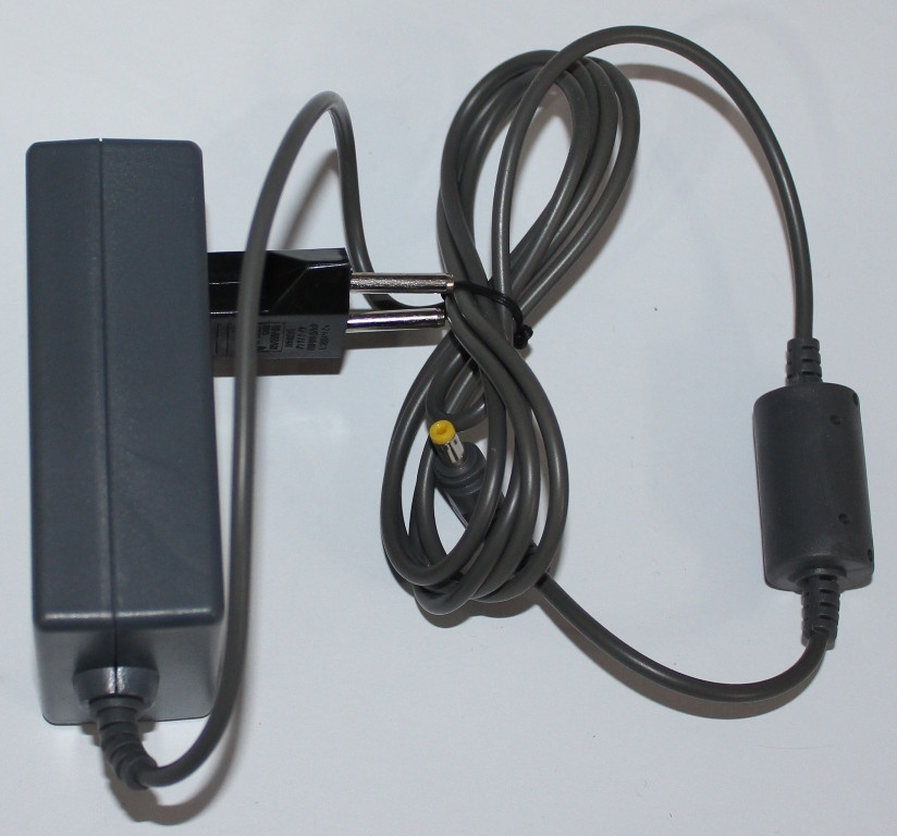 Блок питания 220в, игровая приставка Playstation One,PS One AC Adapter SCPH-112A коробка помята - фото 3 - id-p64959362