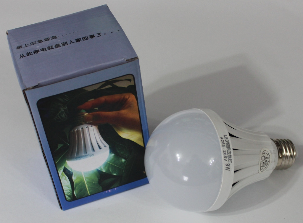 LED лампа с резервным питанием 9w - фото 3 - id-p64964413