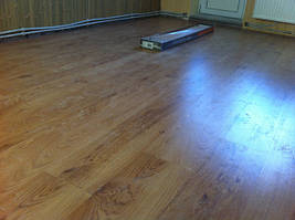 ЛАМІНАТ І БАМБУК В ДИТЯЧІЙ