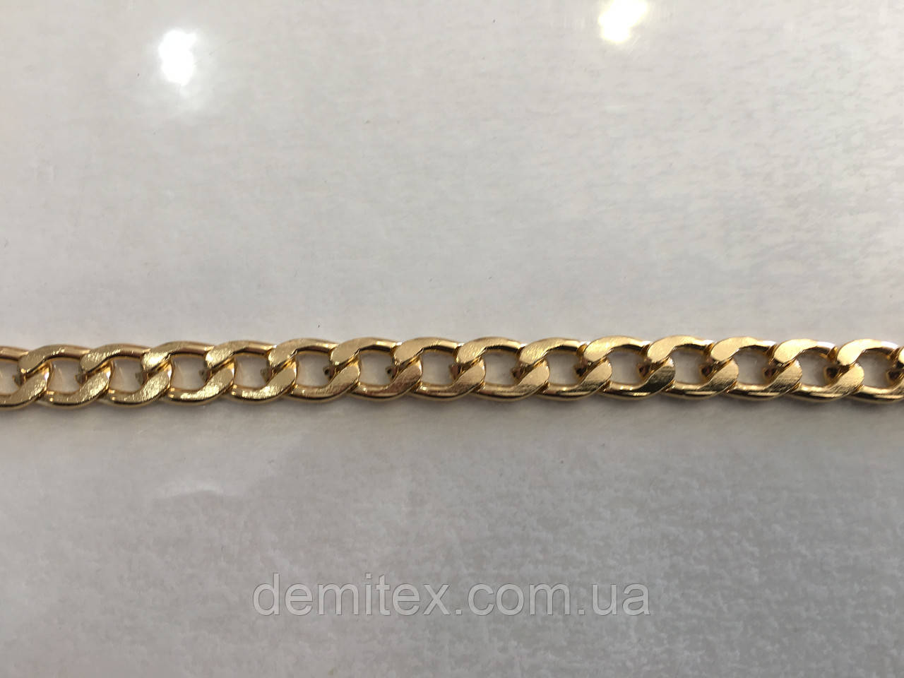 Ланцюжок алюмінієвий золото 1.8х14.4х7.8 мм