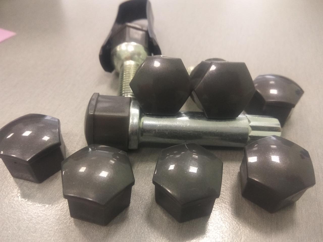 ). колпачки на колесные болты 17 хром. купить хромированные болты для мото. колпачки на колесные болты 17 хром. колпачки для колесных болтов 17 мм хром.