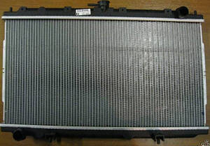 Радіатор охолодження Nissan Primera P11 96-02 Profit