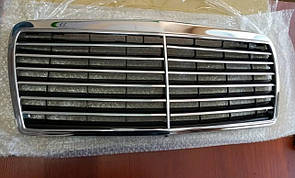 Решітка радіатора Mercedes W124 решітка Мерседес 124