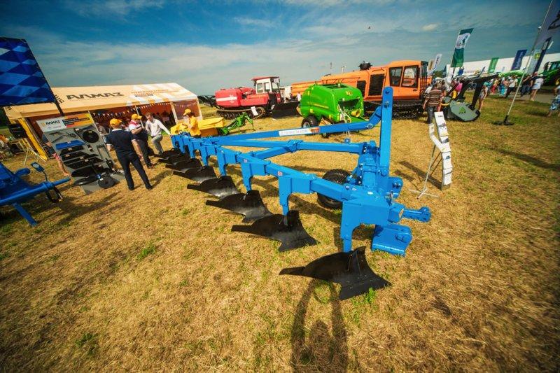 Плуг восьмикорпусной ПЛН-8-40А