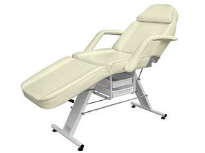 Кушетки косметологічні