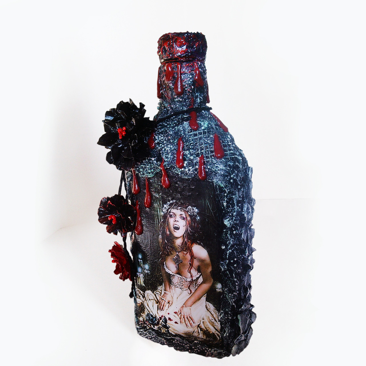 Сувенирная бутылка «Кровавая Мэри» Декор в стиле готика фентези вампиризм - фото 3 - id-p597751253