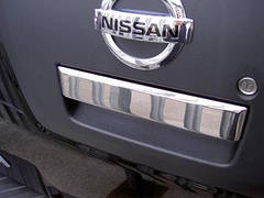 Накладка на ручку багажника NISSAN NAVARA (2005-2014)