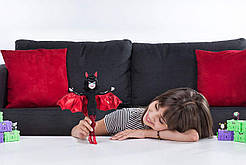 Монстри на канікулах: Мейвіс-кажан Hotel Transylvania Fashion Doll, Mavis Bats Out