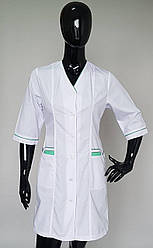Медичний халат з V-подібним вирізом з 44 по 58 розмір