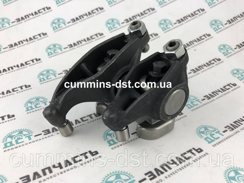 4995602 Стойка коромысел в сборе ISBE Cummins QSB4.5