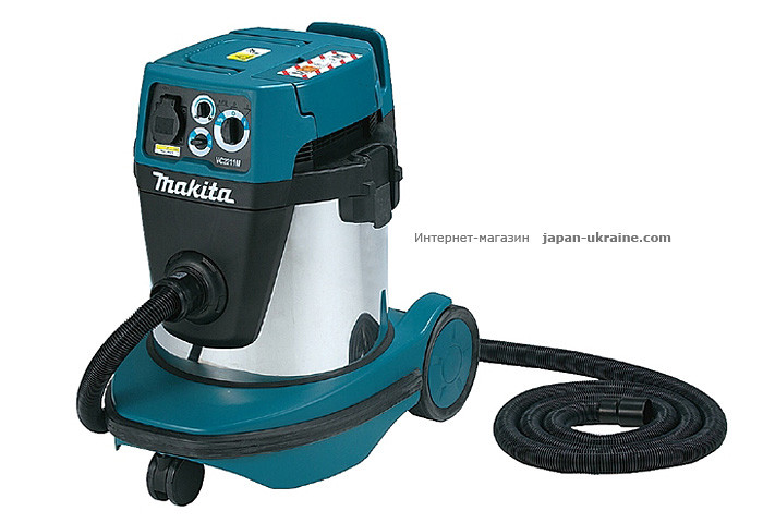 Пилосос MAKITA VC2211M