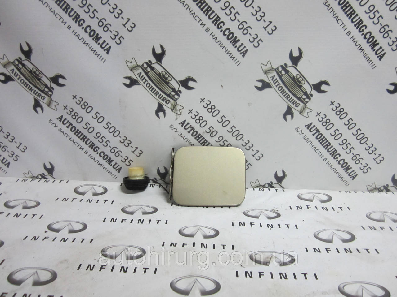 Лючок бензобака Infiniti QX56 788307S030