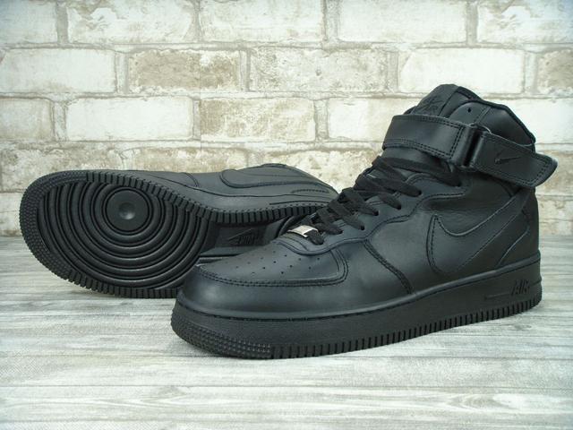 Чоловічі кросівки Найк Аір Форс фото