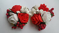 Шпилька для волосся з білими та червоними трояндами