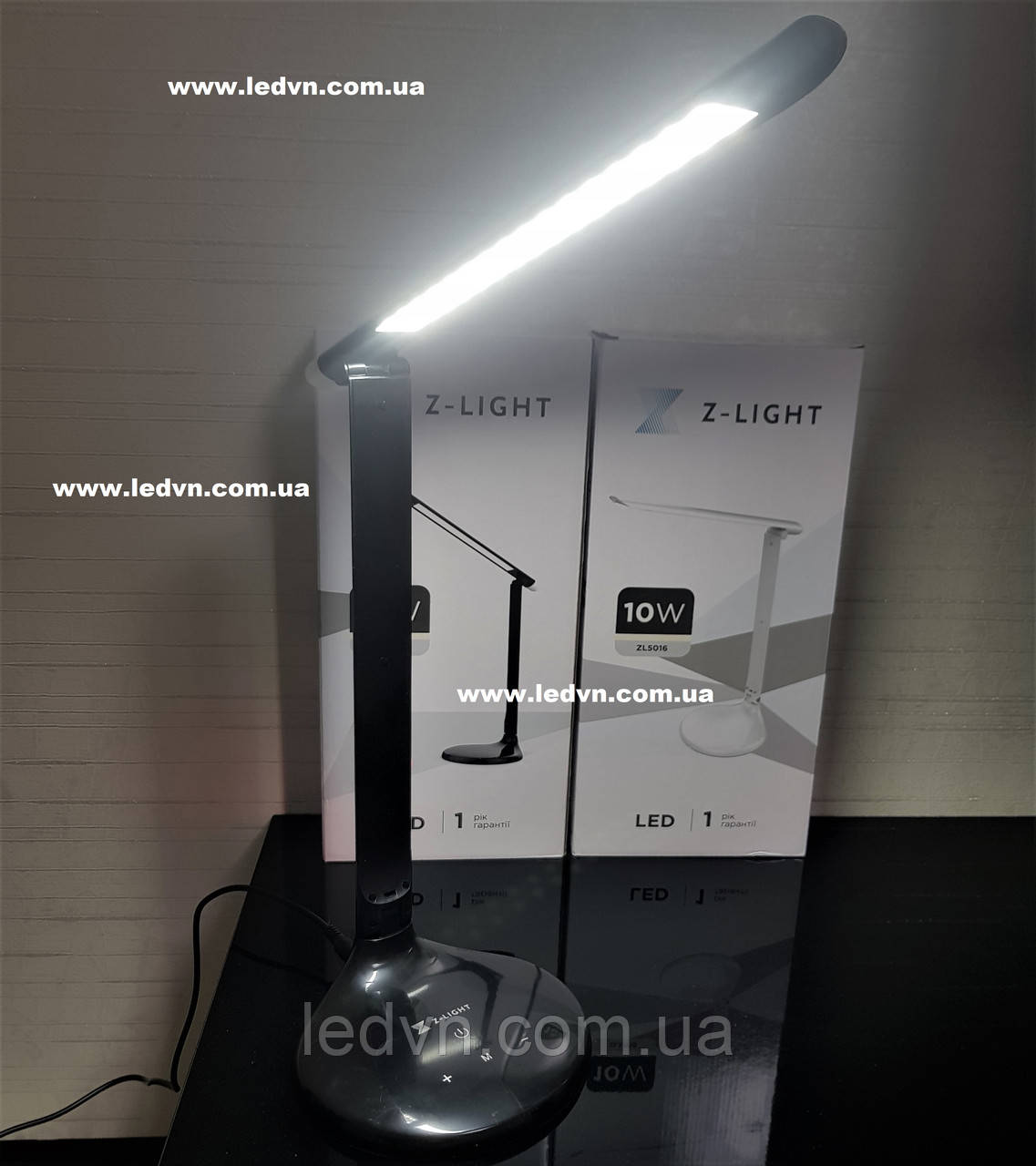 Светодиодная настольная лампа 10 ватт черная с регулируемым цветом свечения и яркостью - фото 1 - id-p791901283