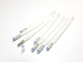 Стрижень для нанесення розмітки, що зникає під час нагрівання білий