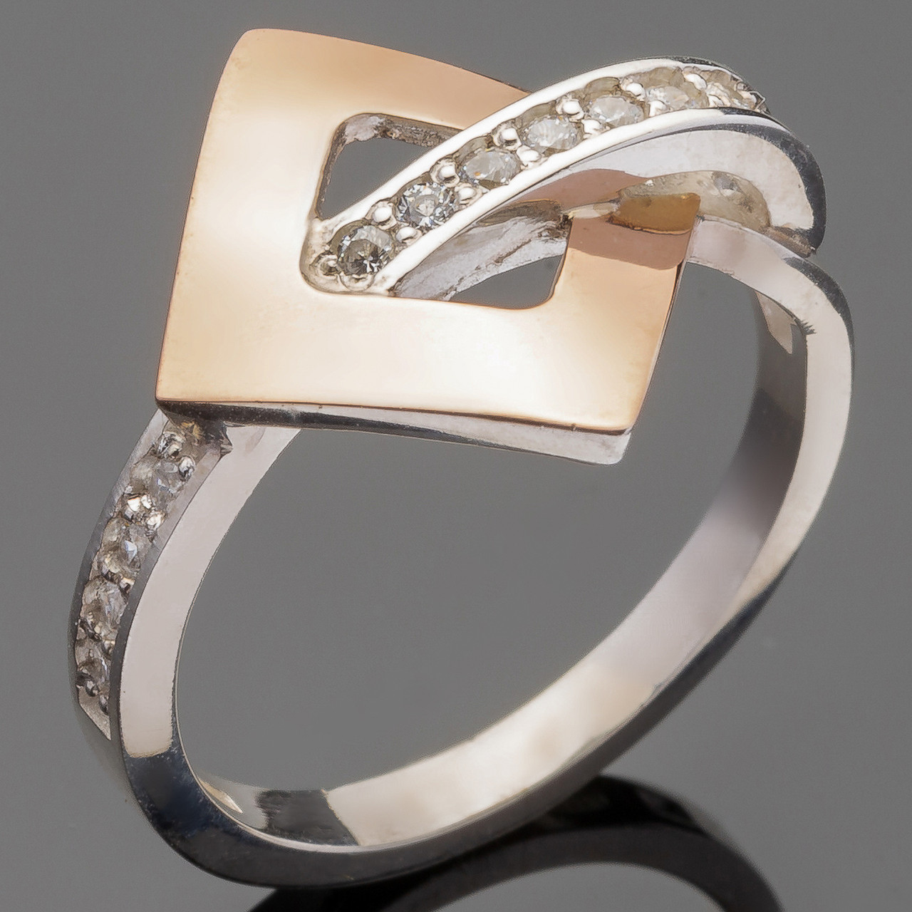 Серебряное кольцо 925 пробы с золотом арт. 239к