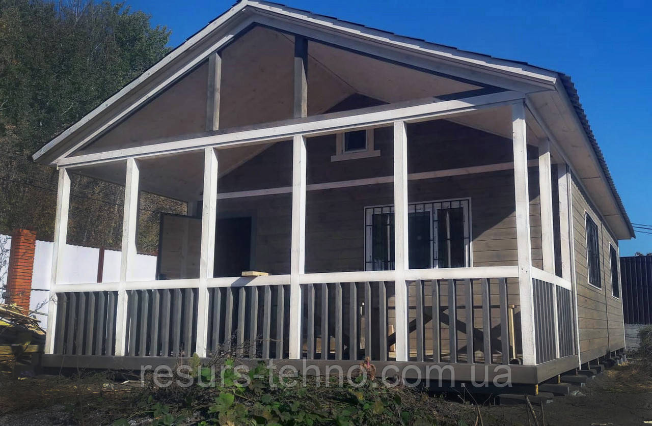 Каркасний дачний будинок 8 м х 6 м із терасою. Фальшбрус