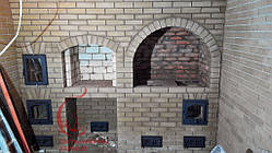 Строительство печного комплекса с отопительно-варочной плитой, хлебной камерой, мангалом, тандыром и каминным очагом из кирпича