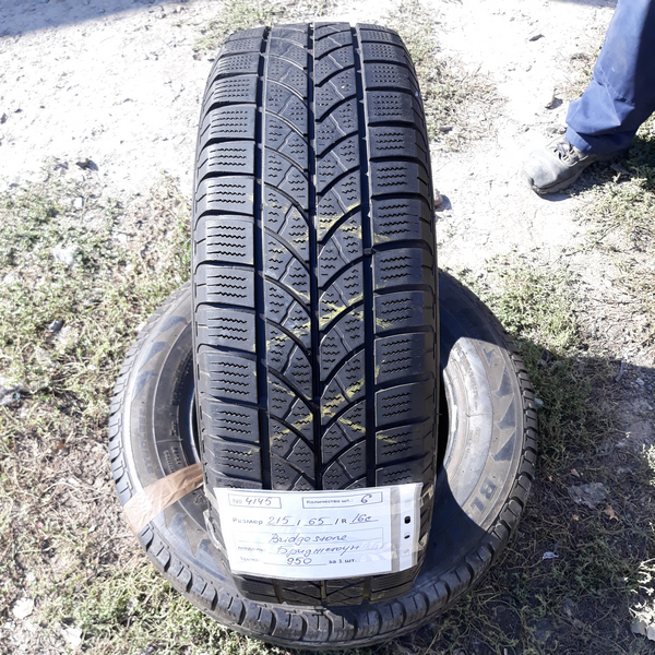 Шины б.у. 215.65.r16с Bridgestone Blizzak LM 18 Бриджстоун. Резина бу для микроавтобусов. Автошина усиленная. Шины б.у. 215.65.r16с Bridgestone Blizzak LM 18 Бриджстоун. Резина бу для микроавтобусов. Автошина усиленная.