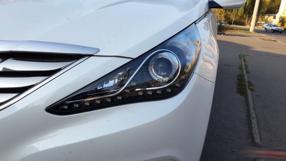 Передні фари Hyundai Sonata YF тюнінг Led оптика (лінза під ксенон), фото 1