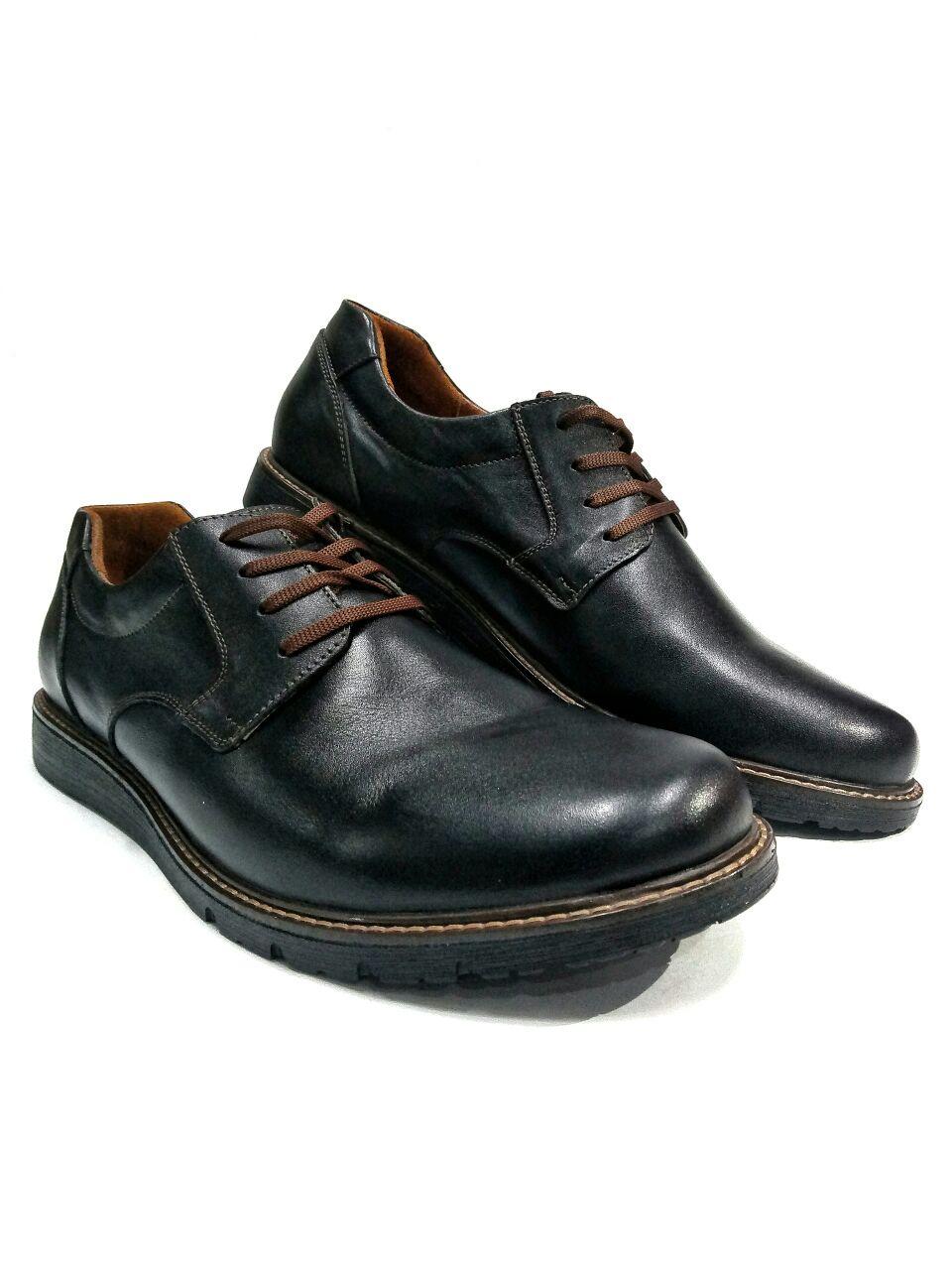 Чоловічі туфлі великих розмірів на шнурівці з натуральної шкіри Berg 401N