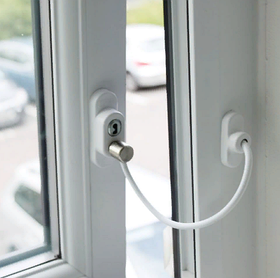 Дитячий замок з тросом на вікна Penkid (03145)