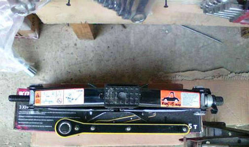 Домкрат ромб KOTO SJ-05T з тріскачкою, 1,5 т, фото 2