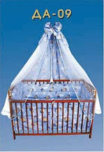 Комплект у дитяче ліжечко