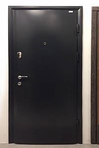 Вхідні двері, метал 4 мм, на паливі