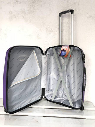 Недорогий пластиковий чемодан середній на 4-х колесах бірюзовий Польща / пластикова Валіза середня, фото 2